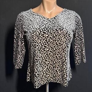 Kathie Lee Vintage Soft Stretchy V-Neck Leopard Print Top with 3/4 Sleeve